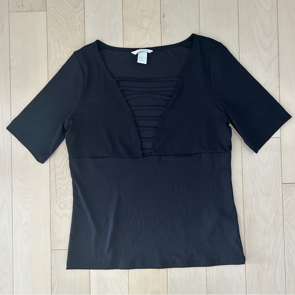 H&M Black Strappy Tshirt